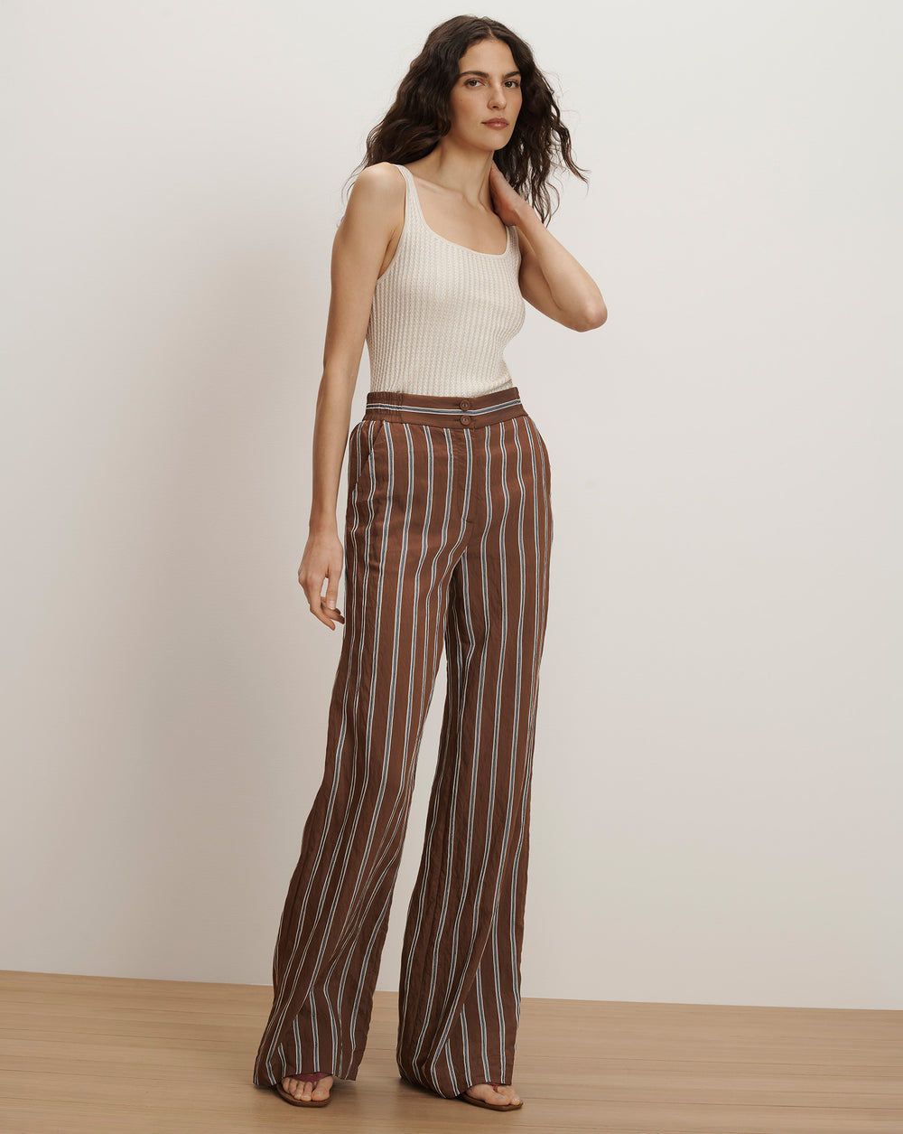 2604SH6961151_DARK_MOCHA_01